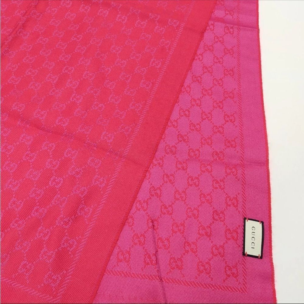 Gucci Red Fuchsia GG Monogram Wool Lame Jacquard Stenlux Scarf Stole Shawl Wrap - Picture 8 of 10